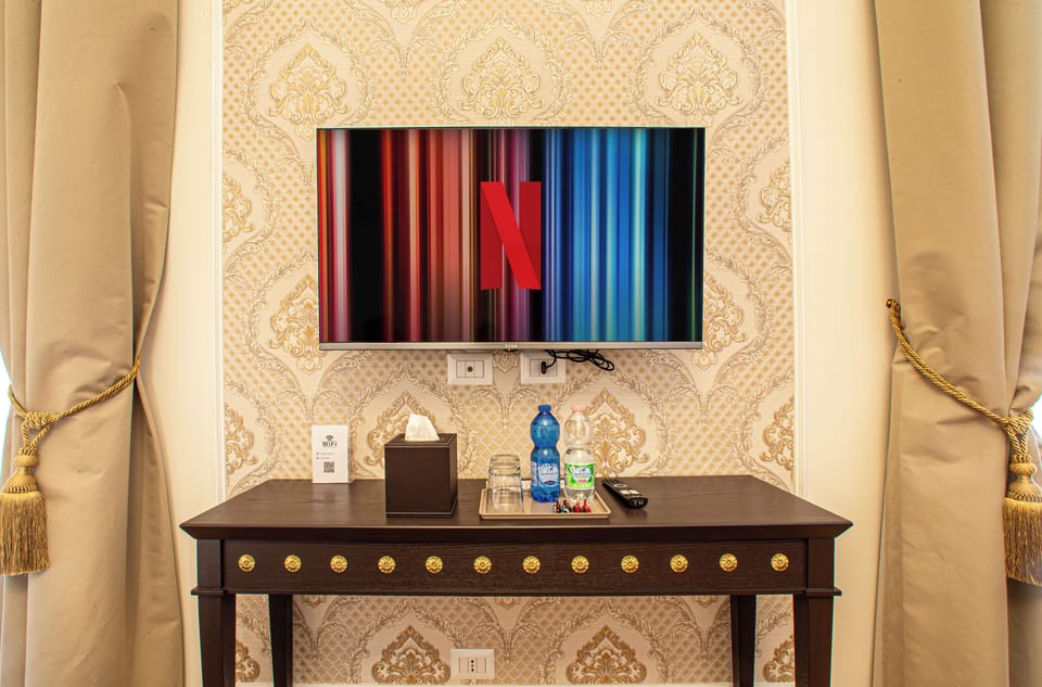Superior Triple Room | Blackout drapes, WiFi (free), bed sheets