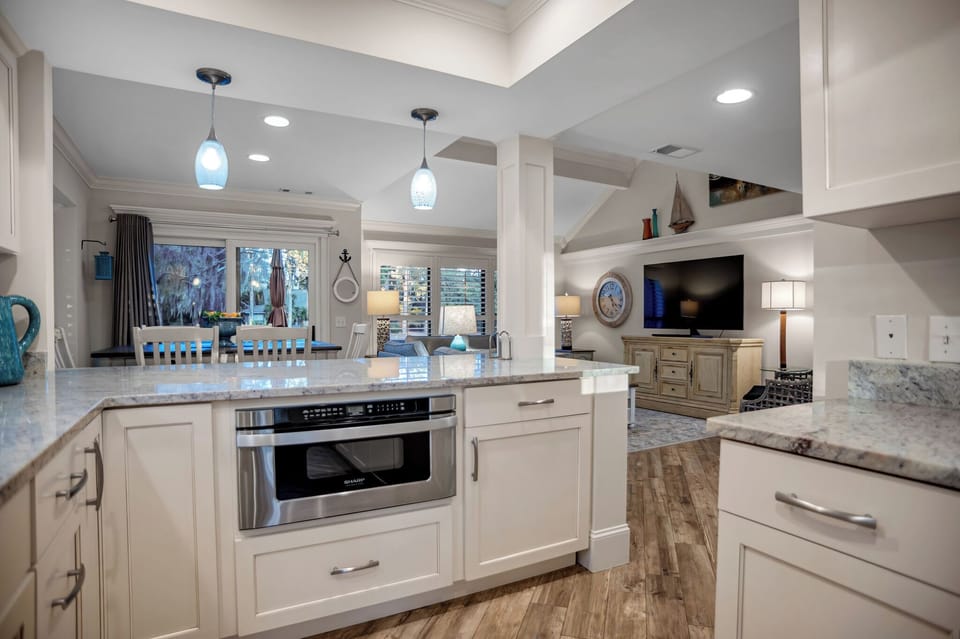Villa, Multiple Beds, Kitchen, Golf View (2426 Inland Harbour) | Private kitchen | Fridge, microwave, oven, stovetop