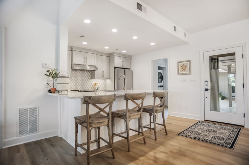 Villa, Multiple Beds, Kitchen, Golf View (6954 Fairway One) | Private kitchen | Fridge, microwave, oven, stovetop