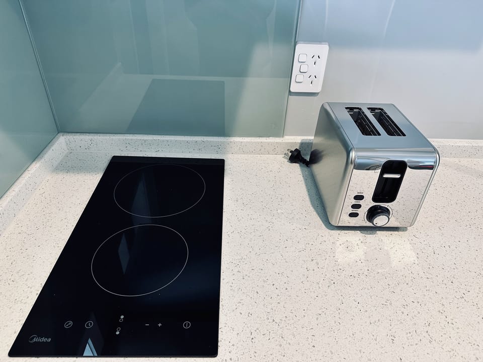 Mini-fridge, microwave, stovetop, dishwasher