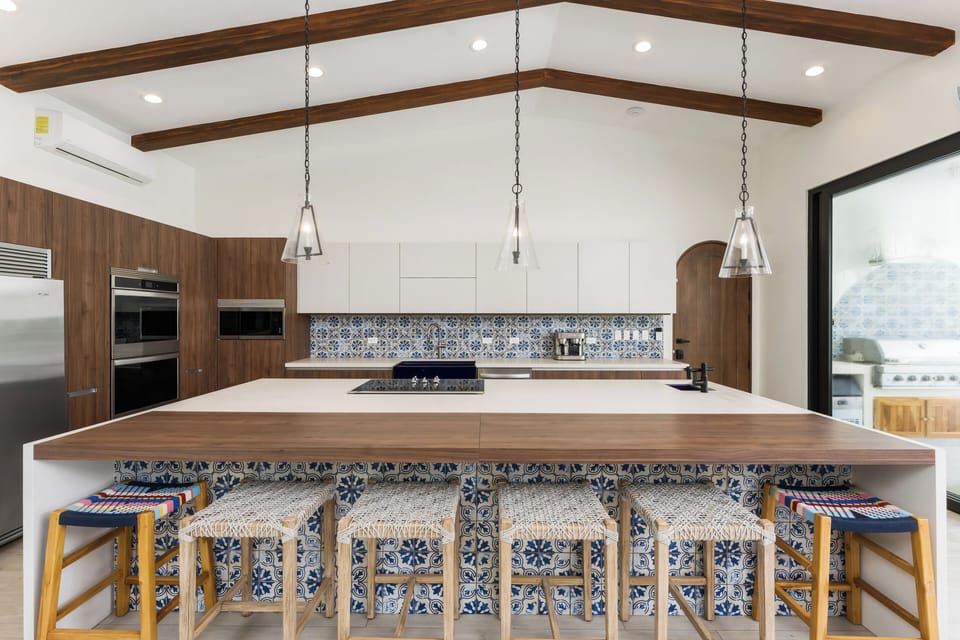 Main House Kitchen – 1st Floor