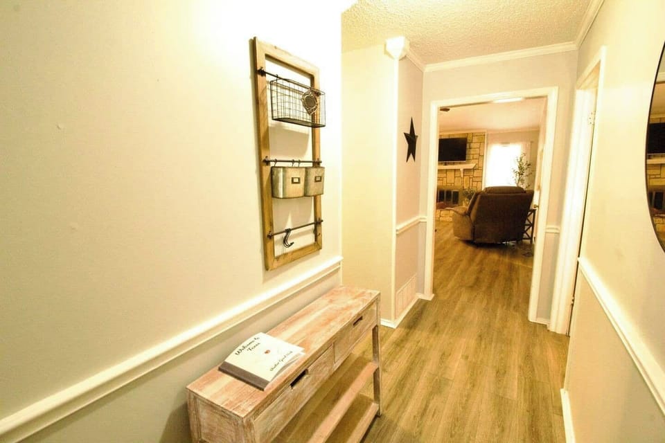 Entry way 