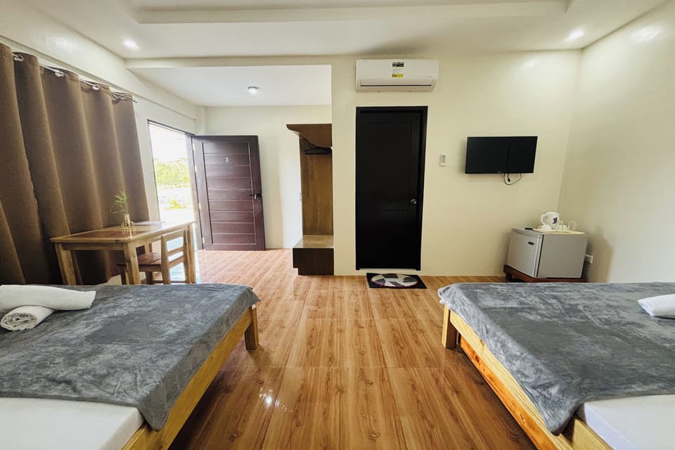 Family Room | WiFi (free), bed sheets