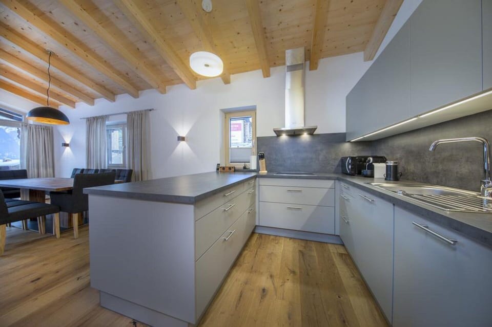 Chalet | Private kitchen | Stovetop