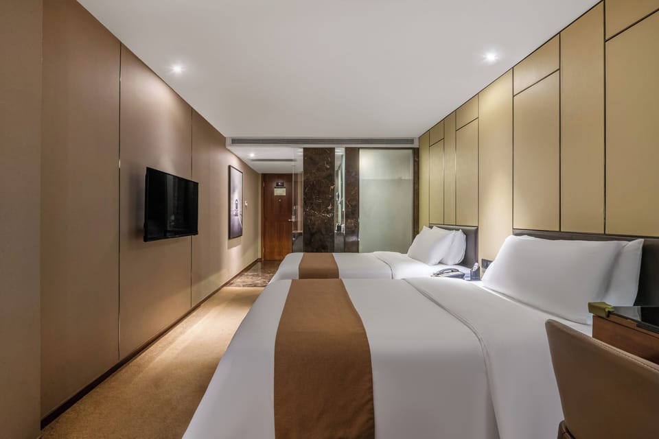Comfort Twin Room, Hill View | Blackout drapes, soundproofing, iron/ironing board, free WiFi