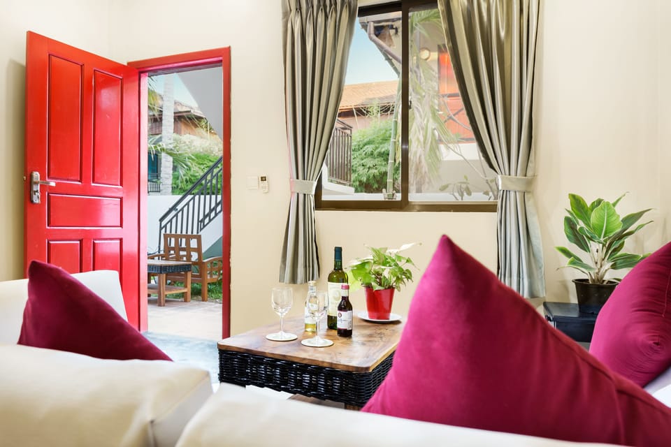 Junior Family Suite with bathtub | Premium bedding, minibar, in-room safe, desk