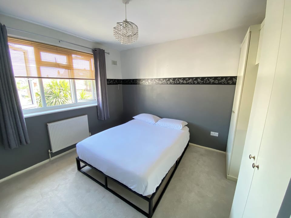 The Fern Two Bedroom Escape House in Croydon