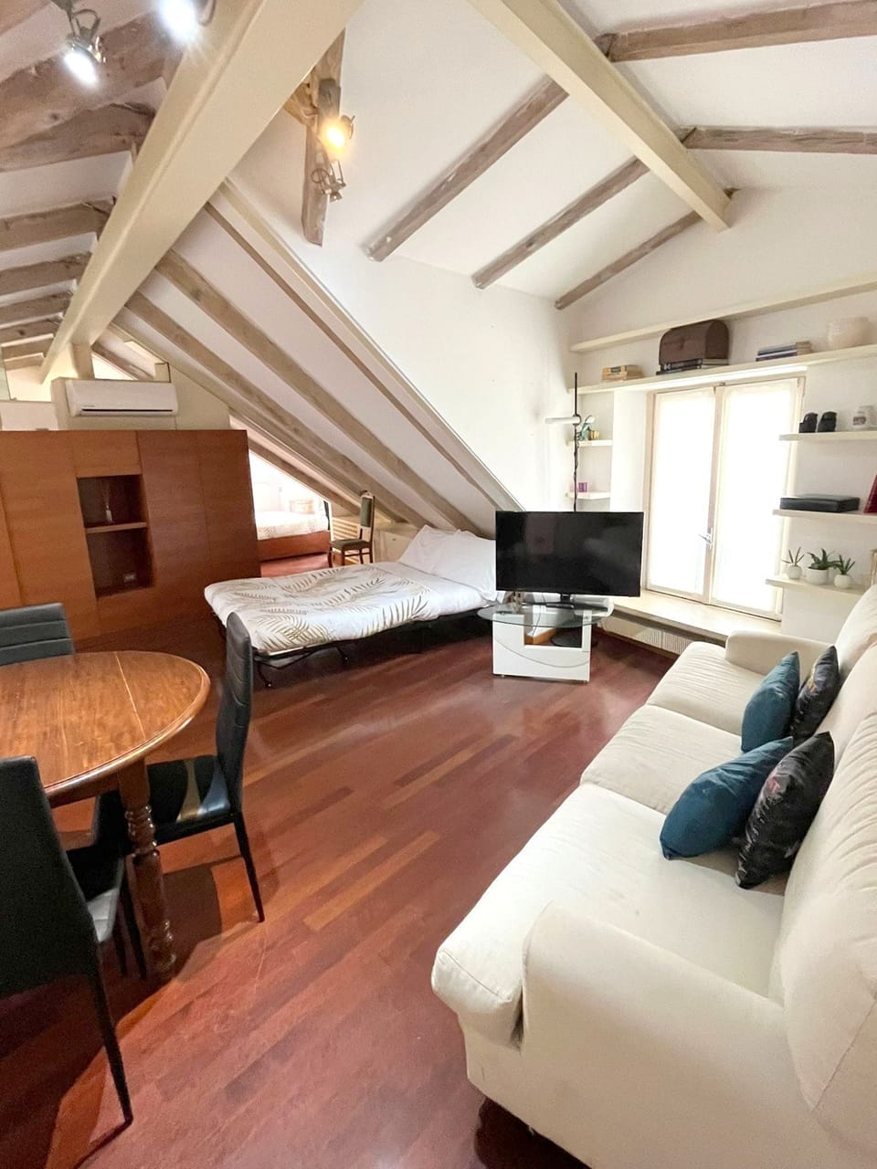 Apartment | Living area