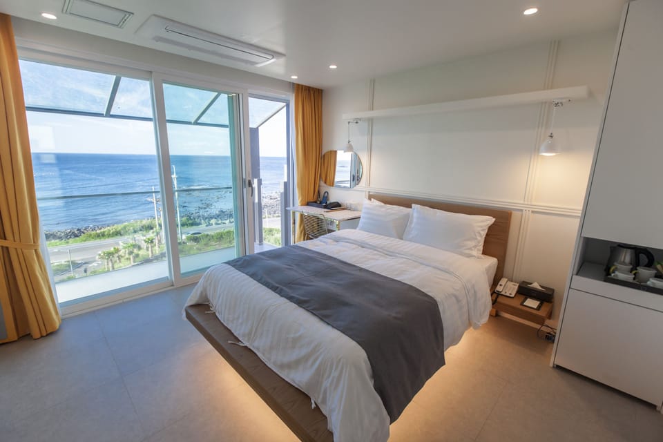 Rich Double Room | Down comforters, memory foam beds, soundproofing, free WiFi