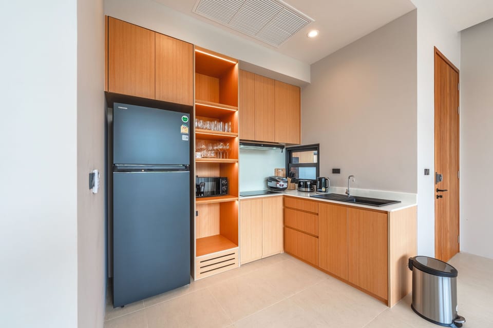 Design Villa, 3 Bedrooms, Pool View | Private kitchen | Electric kettle, toaster