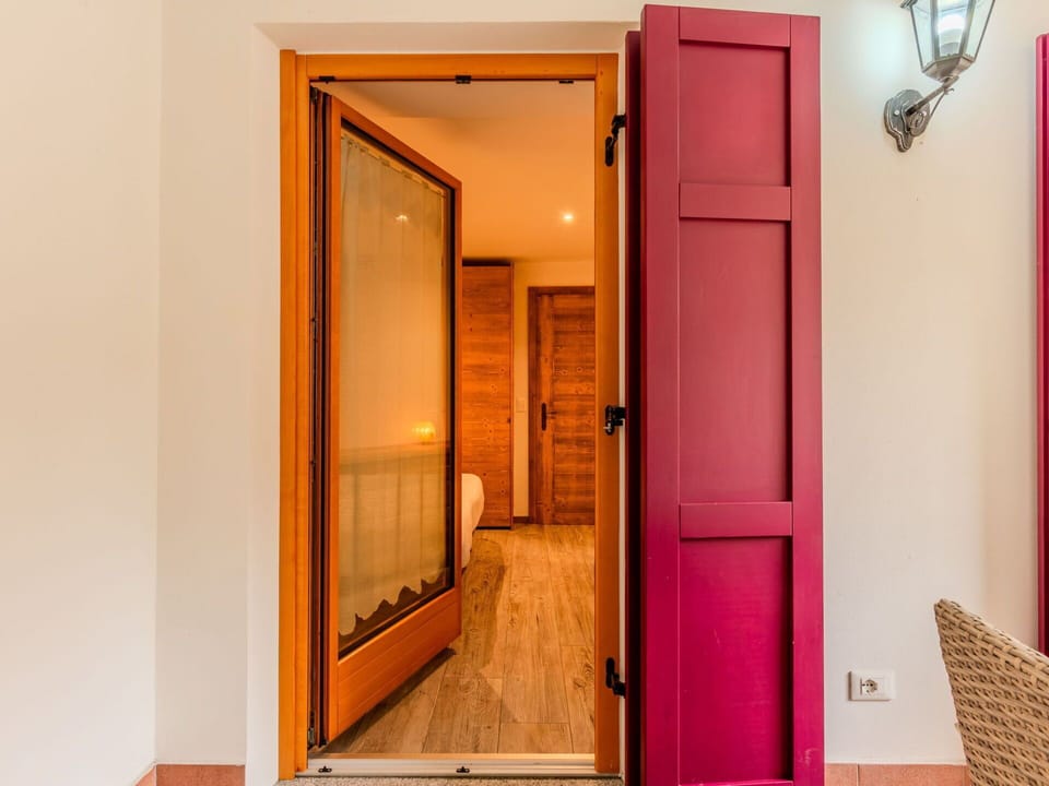 Wood, Door, Flooring, Home Door, Interior Design, Floor, Wood Stain, Hardwood, Door Handle, Home