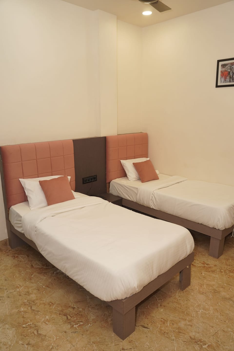 HR Premium Stay Hotel in India