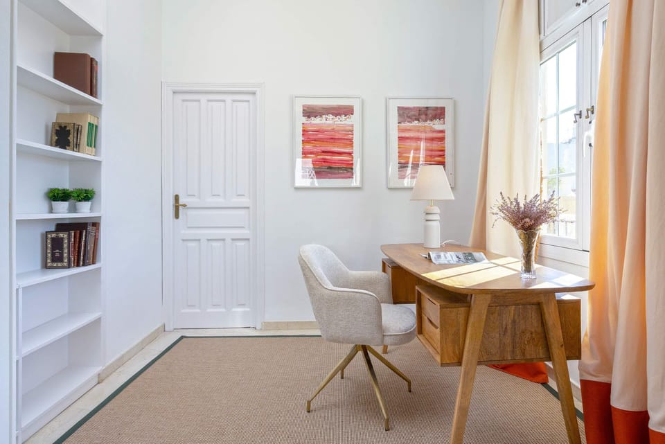 Apartment (2 Bedrooms) | 2 bedrooms, desk, laptop workspace, iron/ironing board