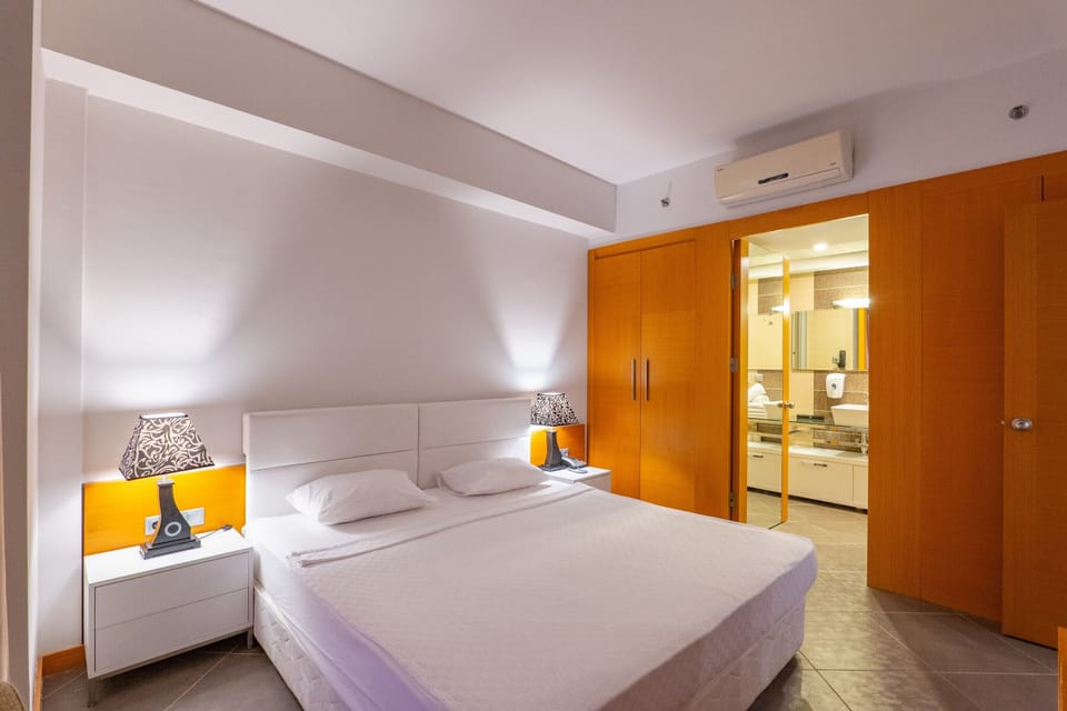 Standard Room | In-room safe, free WiFi, bed sheets
