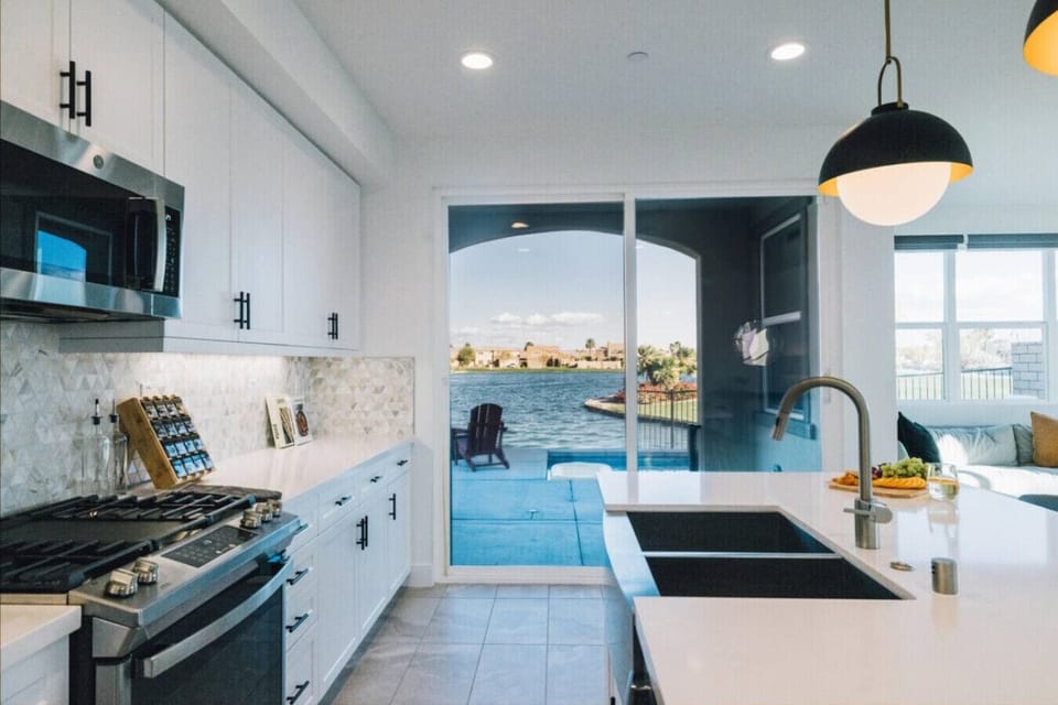 Fully stocked kitchen