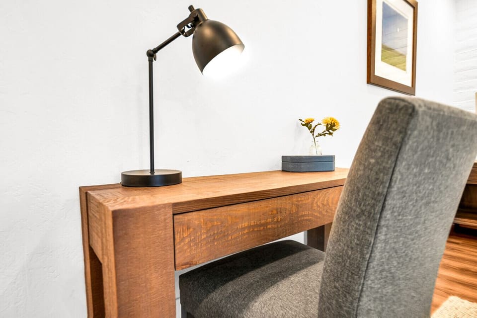 Small desk, big inspiration. Whether it`s journaling or late-night brainstorming, this cozy corner is ready.