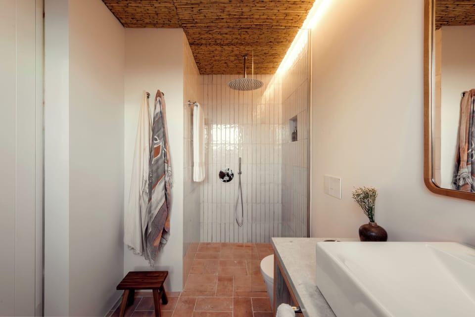 Superior Double Room, Patio | Bathroom | Shower, hair dryer, slippers, towels