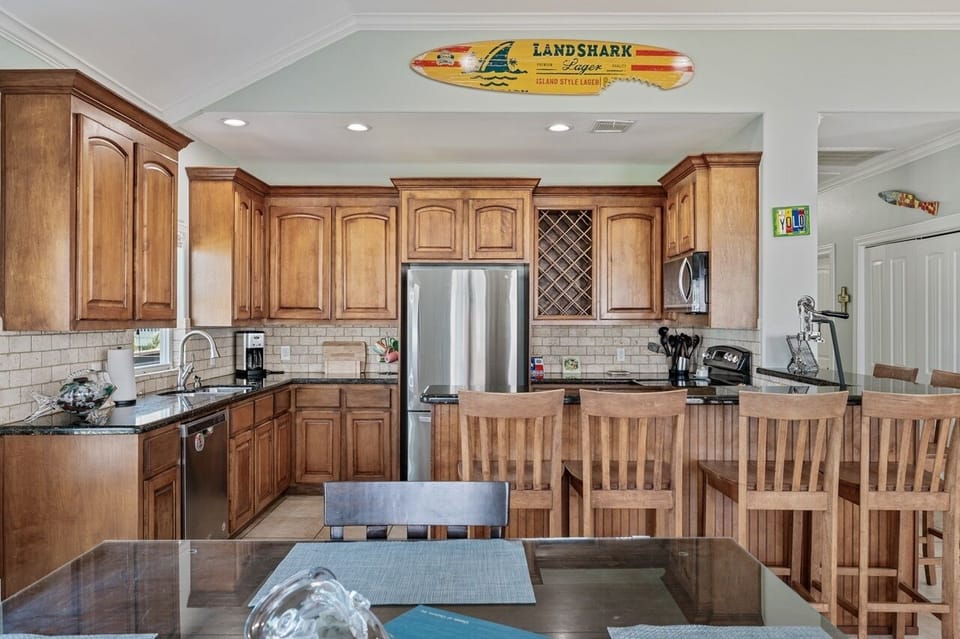 House, 3 Bedrooms | Private kitchen | Fridge, coffee/tea maker, toaster