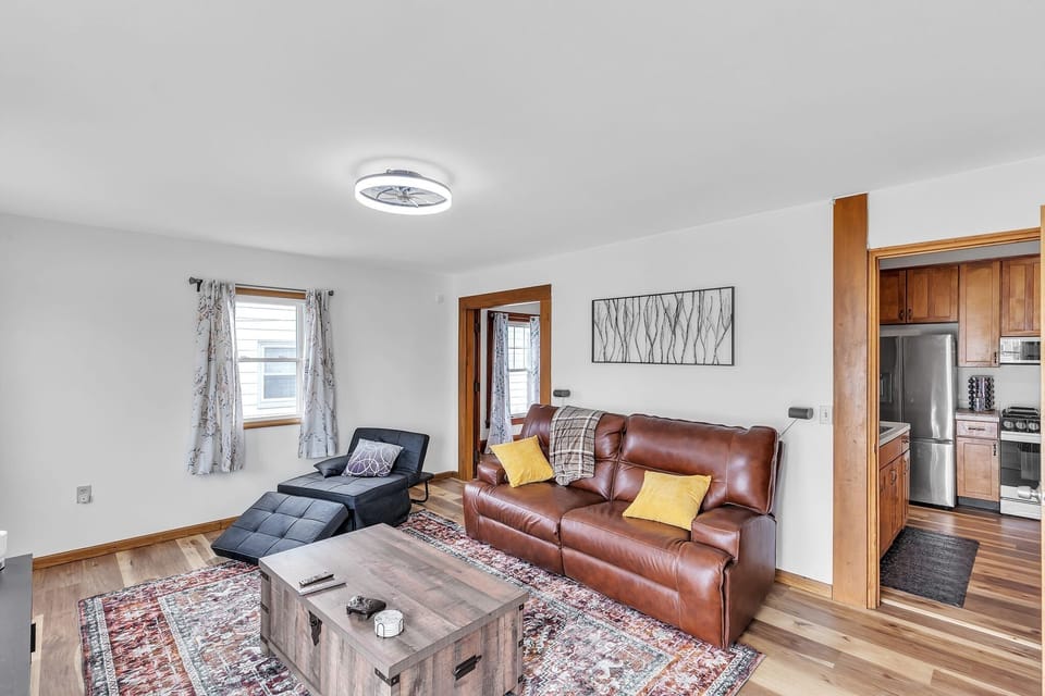 House, 3 Bedrooms | Living area | Smart TV, streaming services