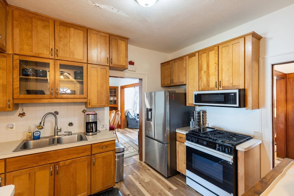 House, 3 Bedrooms | Private kitchen | Coffee/tea maker, fridge, oven, toaster