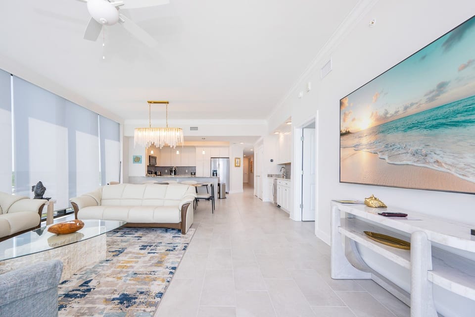 Condo, 4 Bedrooms | Living area