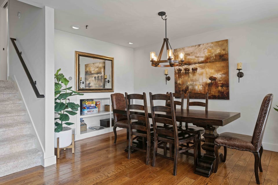 Architecture, Building, Dining Room, Dining Table, Furniture