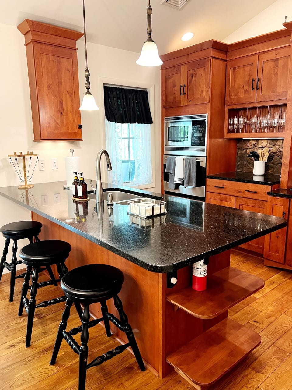 Kitchen island