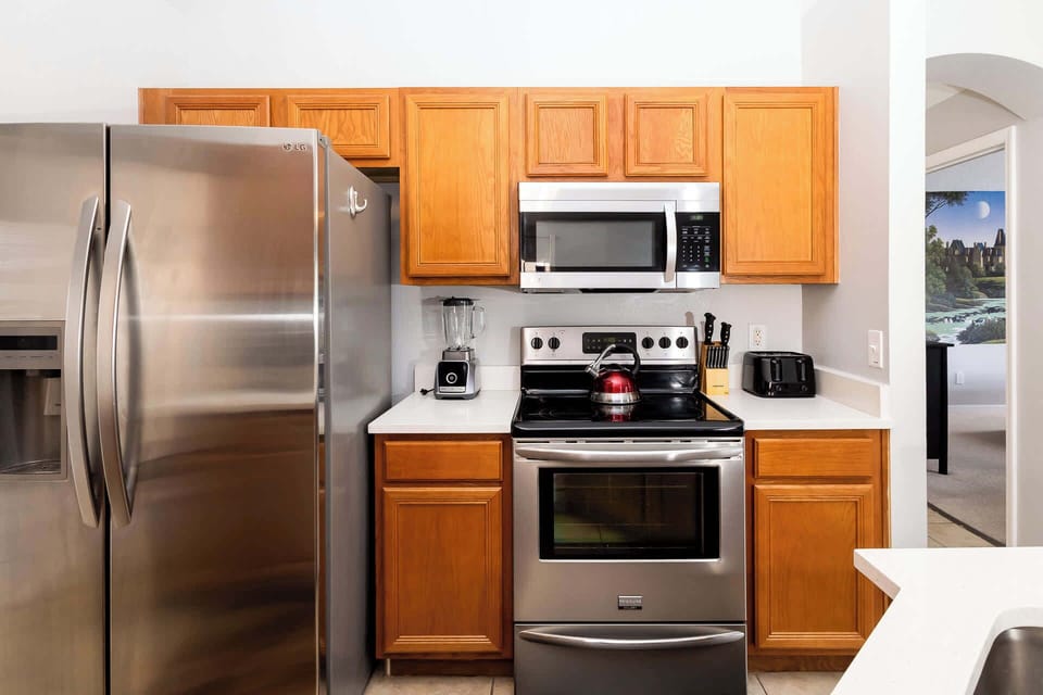 Fully equipped kitchen