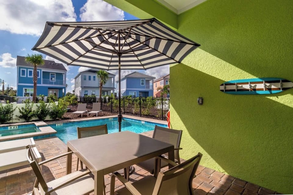 Enjoy a meal under the sun