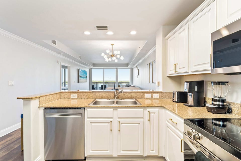 Fully equipped kitchen