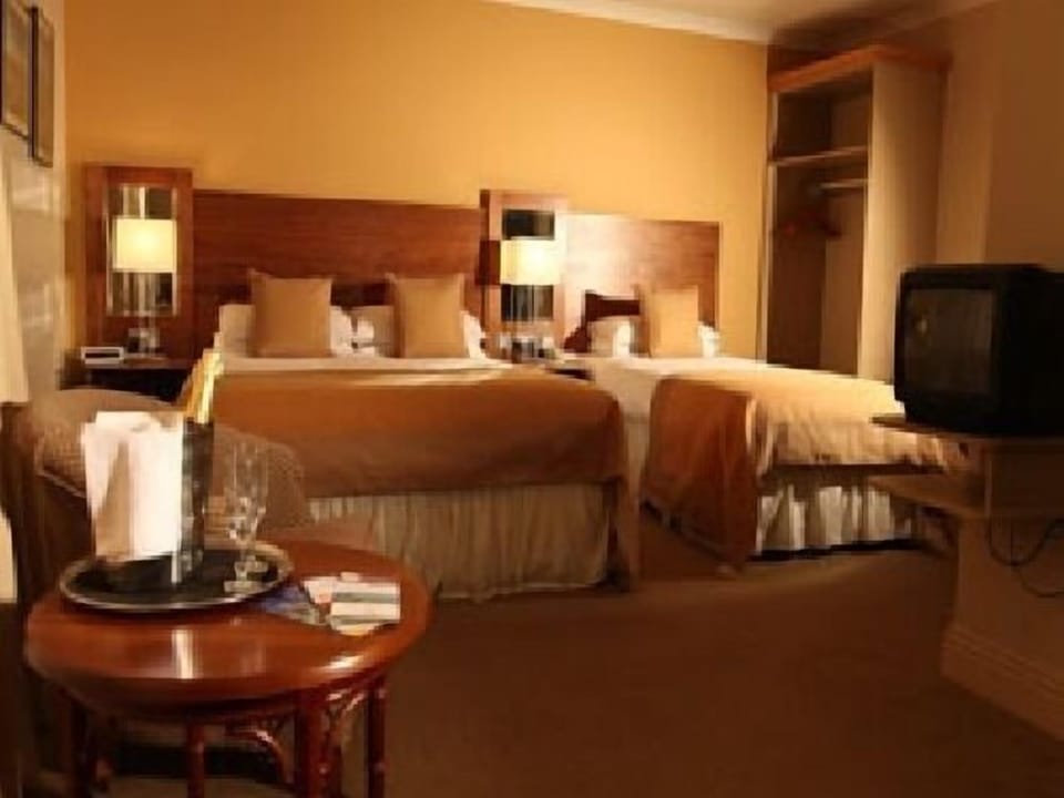 Double or Twin Room, Ensuite (Bath and Shower) | 1 bedroom