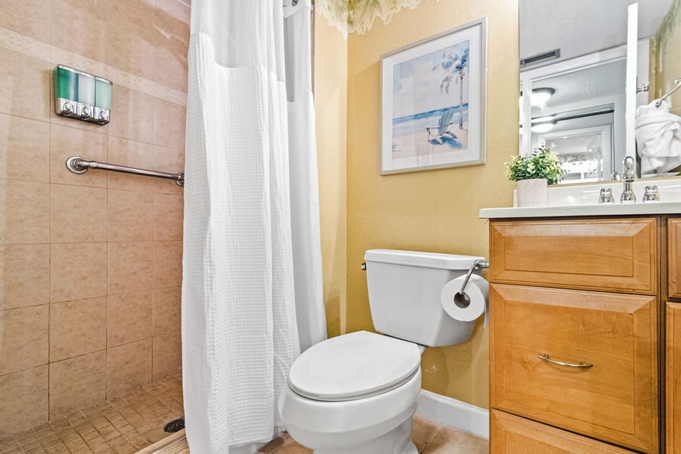 Step-in shower