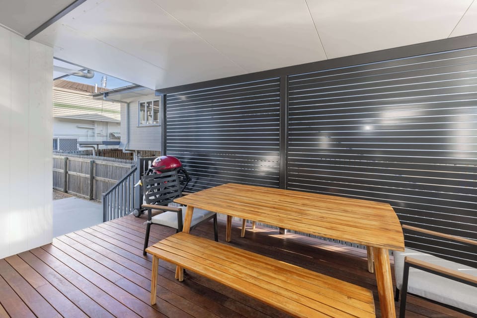 Private Outdoor Seating Area | Hermit Park Townsville Unit