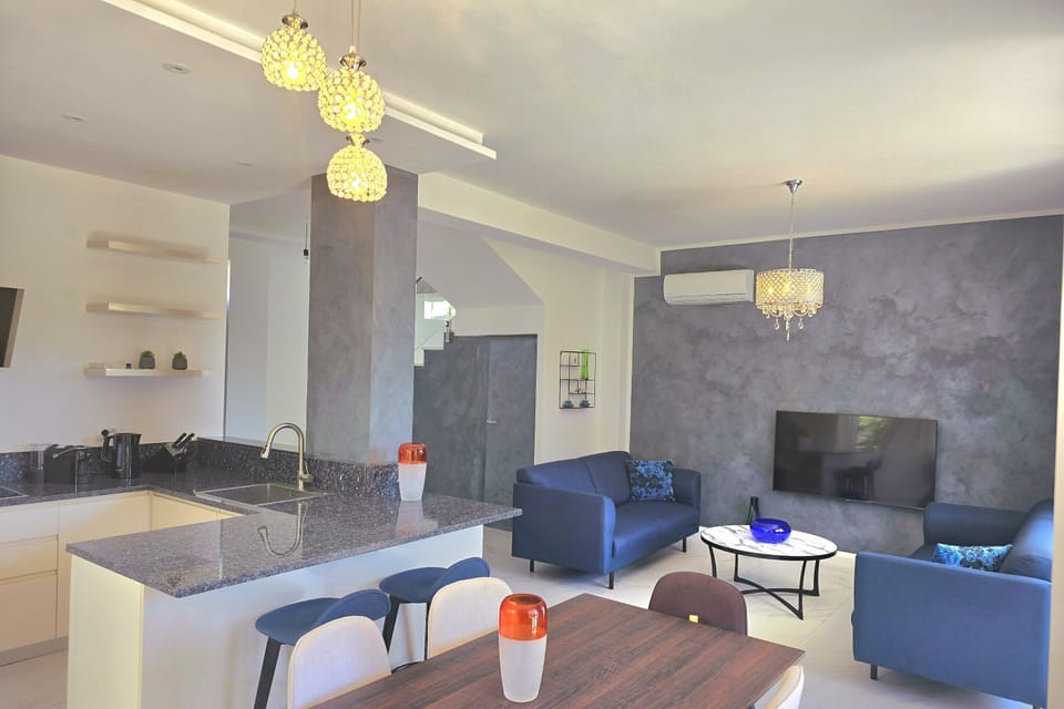 Living and dining room
