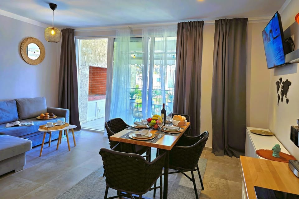 Living and dining room