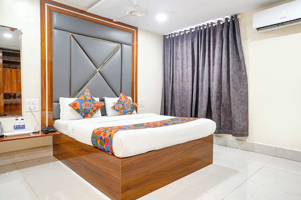 Deluxe Room | Egyptian cotton sheets, premium bedding, in-room safe, free WiFi