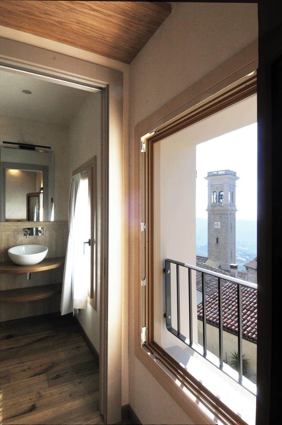 Double or Twin Room | In-room safe, desk, free cribs/infant beds, free WiFi