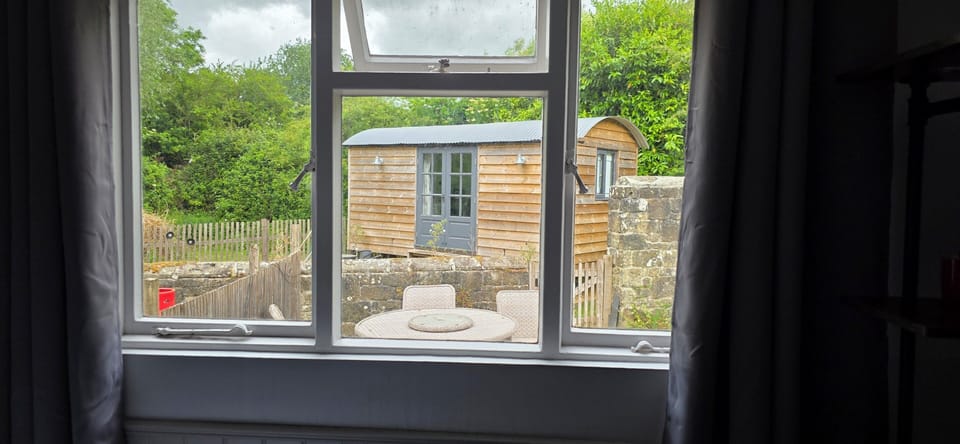 The Benett Arms Bed and Breakfast in North Dorset District