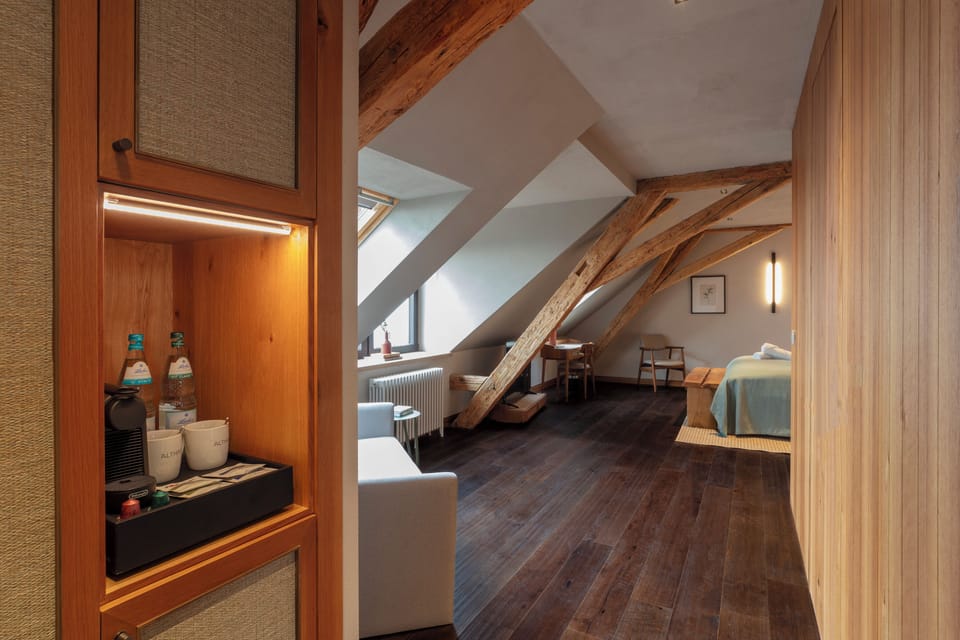 Junior Double or Twin Room | Premium bedding, in-room safe, desk, laptop workspace