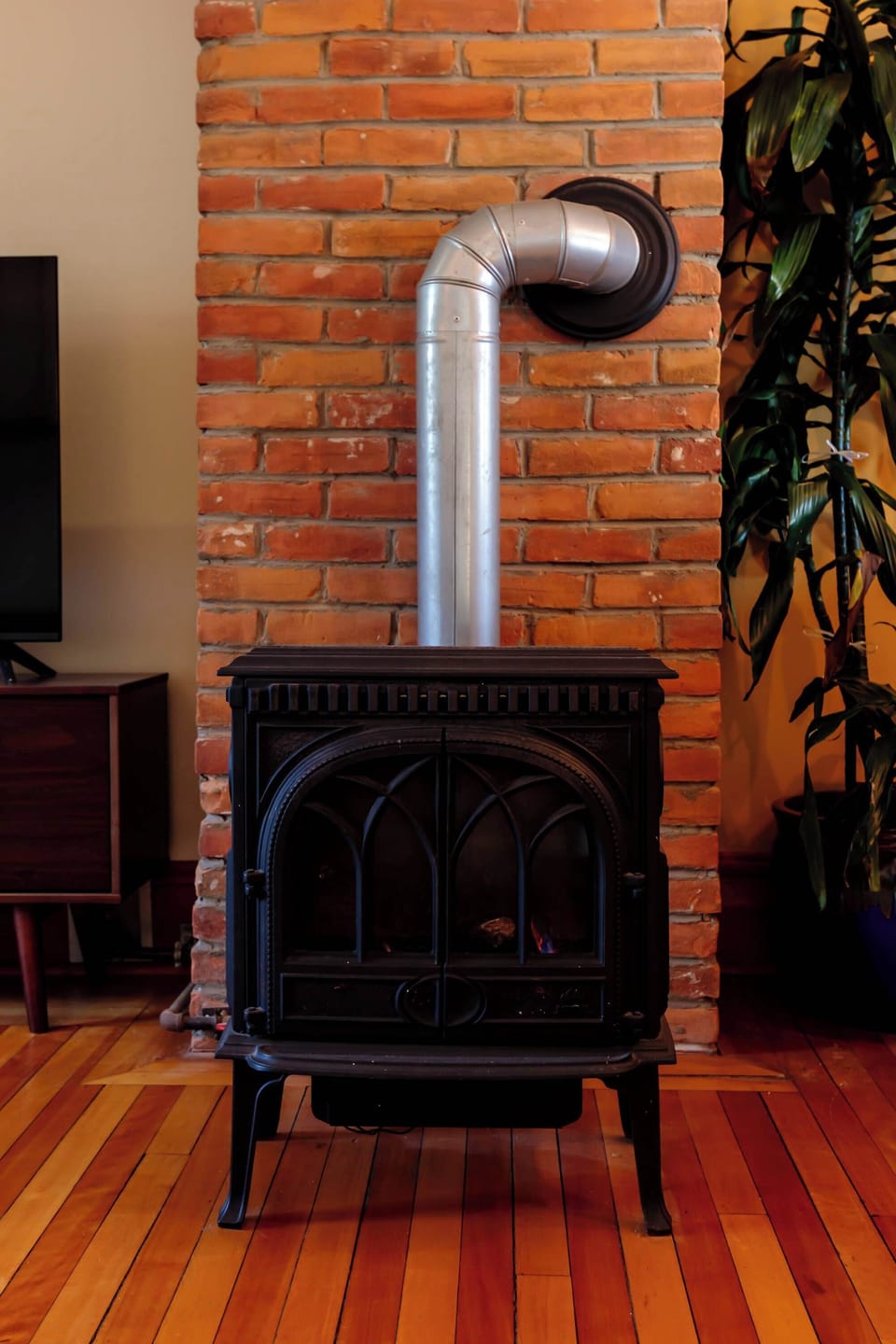 The gas fireplace/stove is a wonderful and cozy addition you'll simply love on cold winter nights
