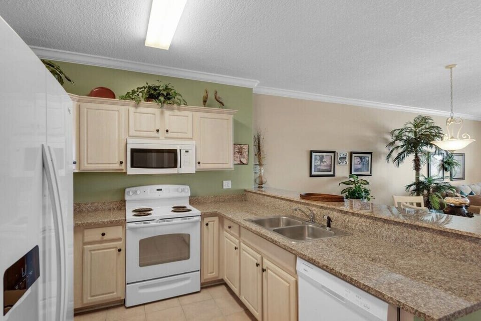 Fully stocked kitchen.