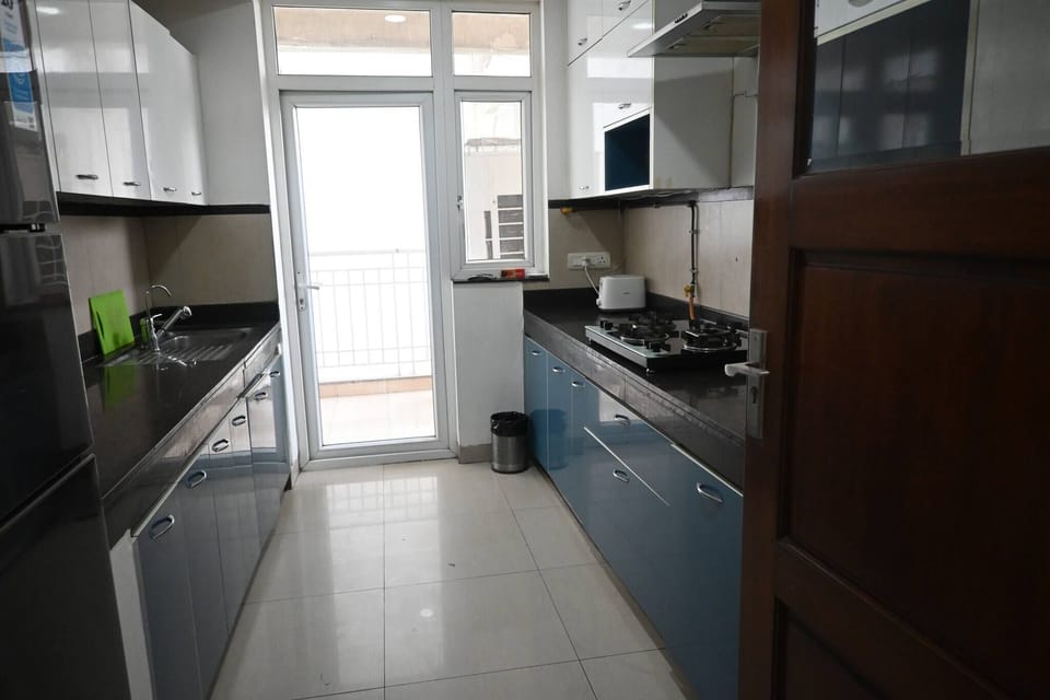 Apartment, 3 Bedrooms, Accessible, Smoking | Interior