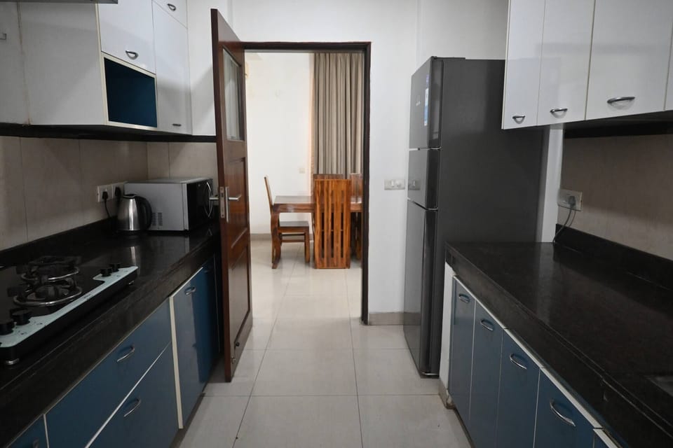 Apartment, 3 Bedrooms, Accessible, Smoking | Interior