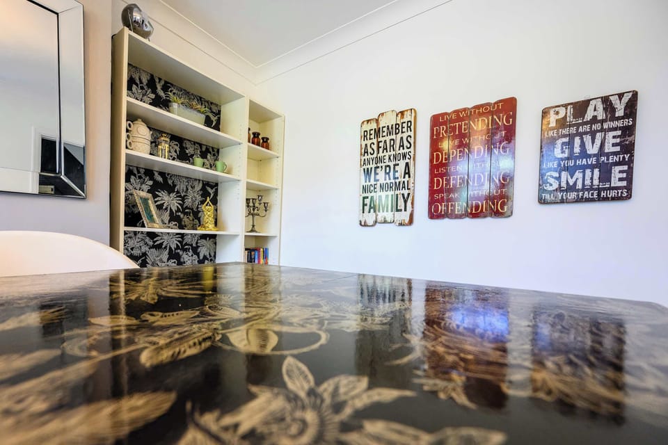 Decor in the dining area