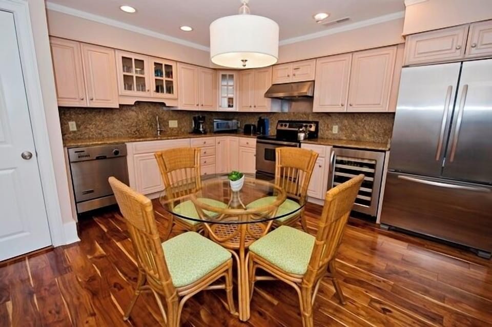 Villa, Multiple Beds, Kitchen, Garden View (11 Turtle Lane) | Private kitchen | Fridge, microwave, oven, stovetop