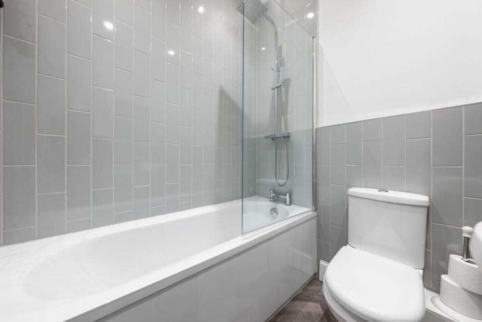 Downstairs Bathroom