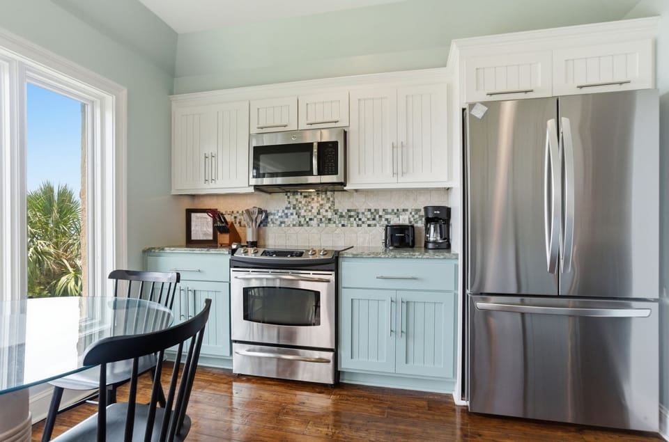 House, Multiple Beds, Balcony, Ocean View (201 Turtle Lane) | Private kitchen | Coffee/tea maker, dining table