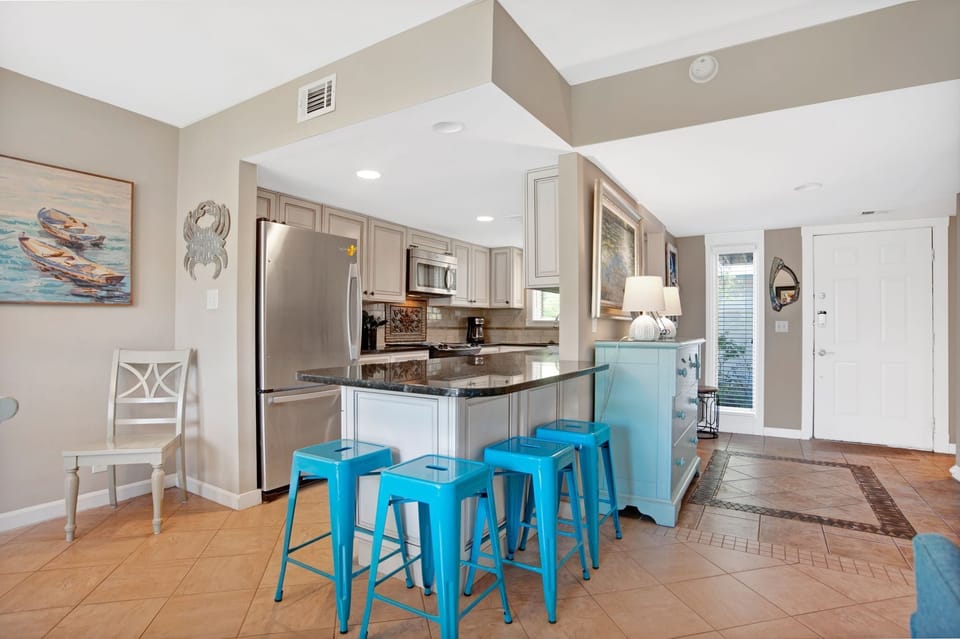 Villa, Multiple Beds, Kitchen, Garden View (271 Stoney Creek Villa) | Private kitchen | Coffee/tea maker, dining tables