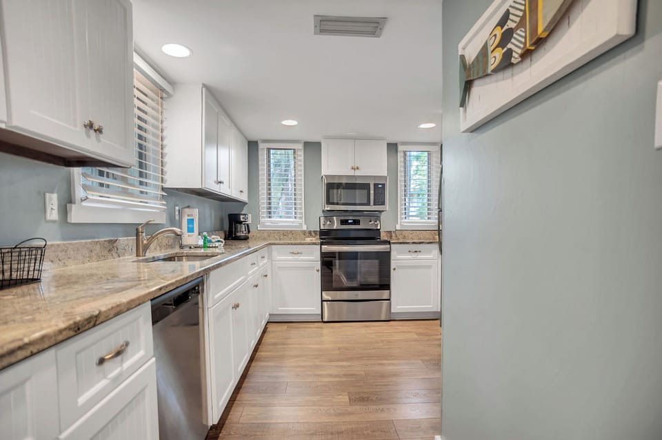 Villa, Multiple Beds, Kitchen, Garden View (241 Stoney Creek Villa) | Private kitchen | Coffee/tea maker, dining tables