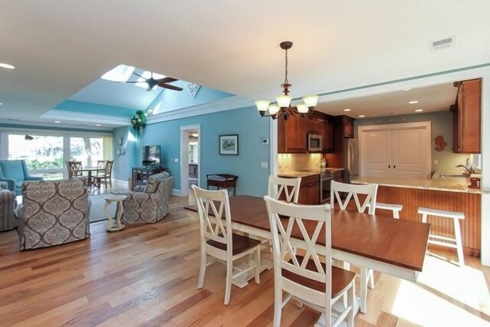 Villa, Multiple Beds, Kitchen (312 Beach Lagoon) | Interior